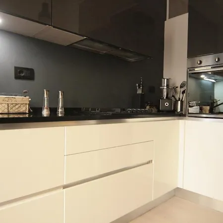New Unit Contemporary Vittorio * Roma
